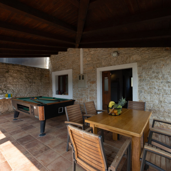 Villa Barbara, Villa Barbara &ndash; A complex of 3 houses with a shared courtyard and pool, Orihi &ndash; Istria, Croatia Orihi