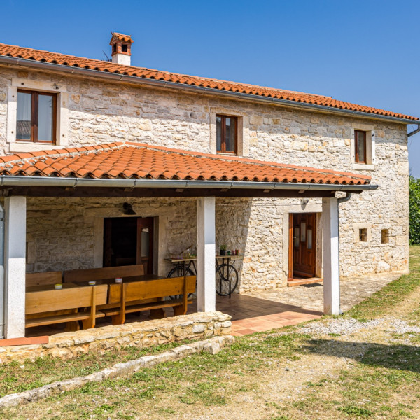 Villa Barbara, Villa Barbara &ndash; A complex of 3 houses with a shared courtyard and pool, Orihi &ndash; Istria, Croatia Orihi
