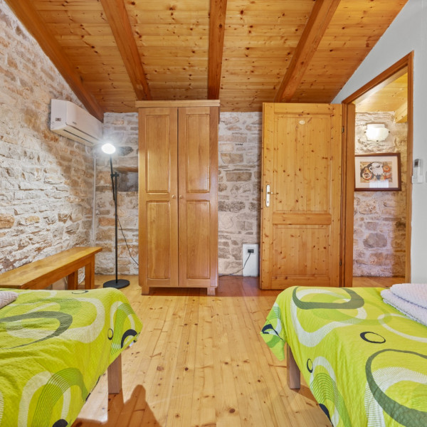 Bedrooms, Villa Barbara, Villa Barbara – A complex of 3 houses with a shared courtyard and pool, Orihi – Istria, Croatia Orihi