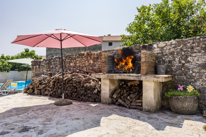 Villa Barbara, Villa Barbara &ndash; A complex of 3 houses with a shared courtyard and pool, Orihi &ndash; Istria, Croatia Orihi