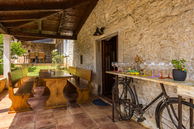 Exterior, Villa Barbara &ndash; A complex of 3 houses with a shared courtyard and pool, Orihi &ndash; Istria, Croatia Orihi