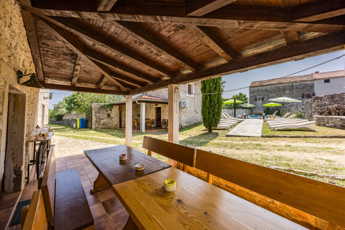 Exterior, Villa Barbara &ndash; A complex of 3 houses with a shared courtyard and pool, Orihi &ndash; Istria, Croatia Orihi