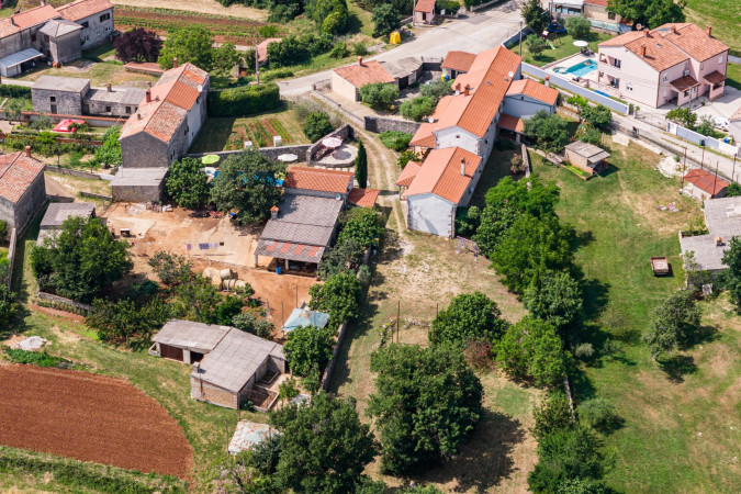 Exterior, Villa Barbara &ndash; A complex of 3 houses with a shared courtyard and pool, Orihi &ndash; Istria, Croatia Orihi